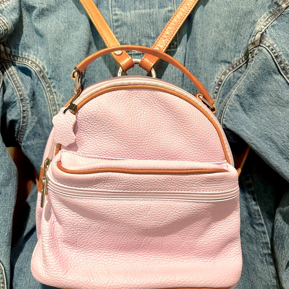 Christina In Pell Italian pink
& Brown Leather Backpack/ Shoulder Bag